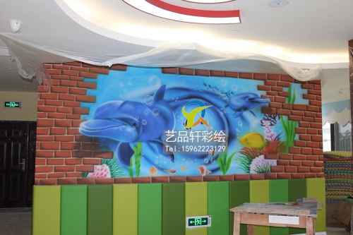 学校彩绘点亮文明走廊